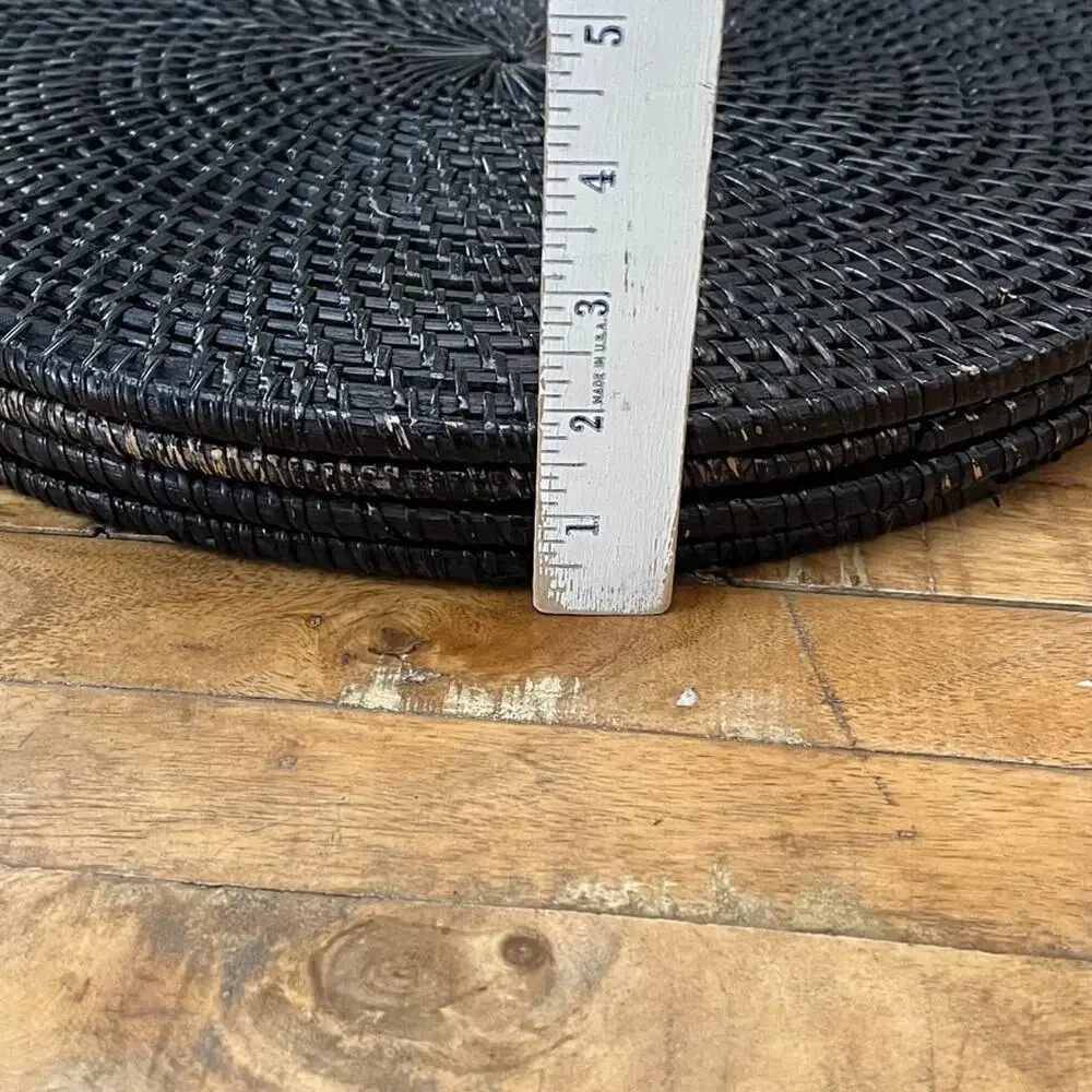 Set of 4 Round Placemats 15.5